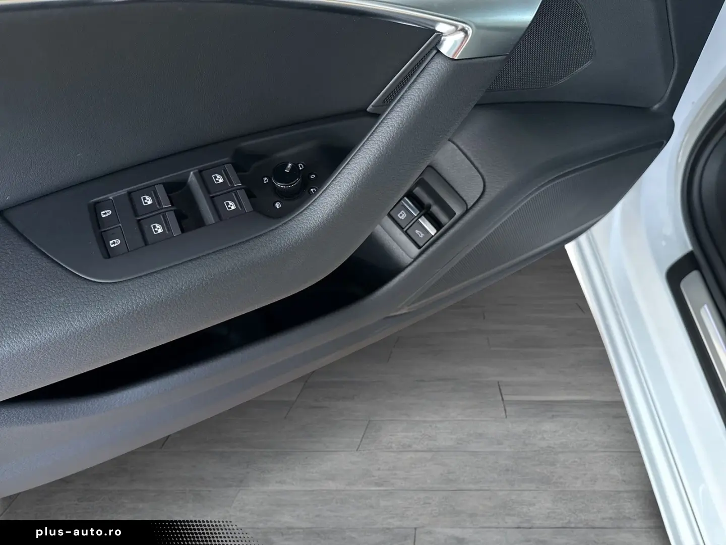 AUDI A6 50 HYBRID Q. S LINE PANO LEDER ALU21 NAVI