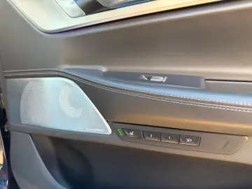 BMW 740d xDrive M Sport Massage Laser HeadUp B&W