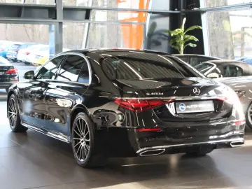 MERCEDES-BENZ S 400d L 4MATIC AMG Line Pano HUD Standh.