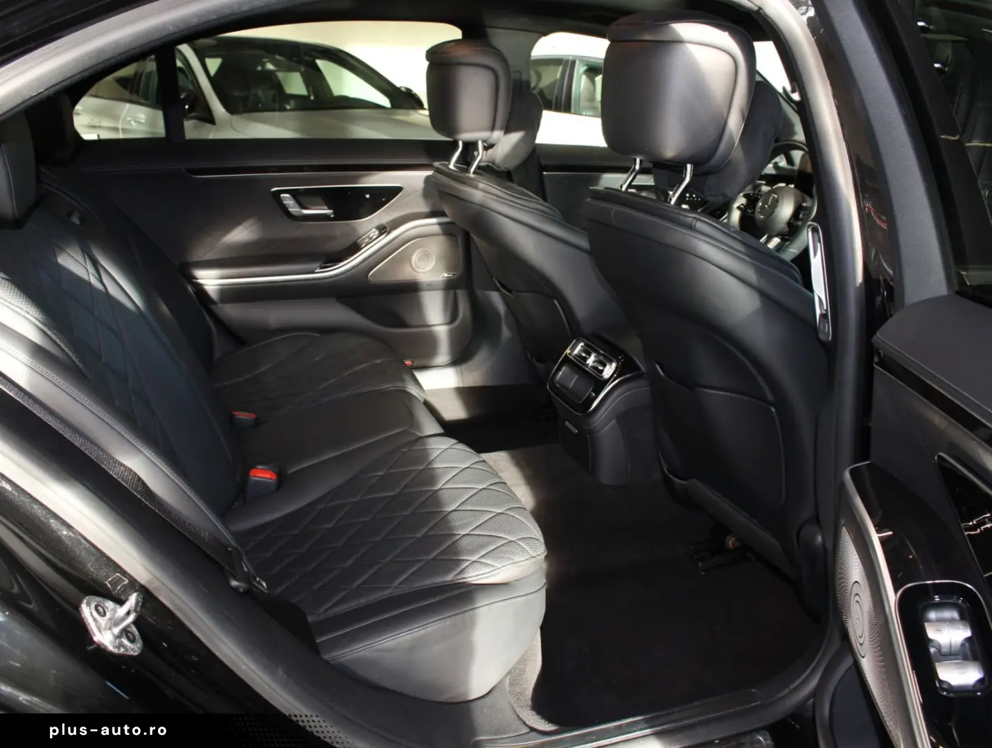 MERCEDES-BENZ S 400d L 4MATIC AMG Line Pano HUD Standh.