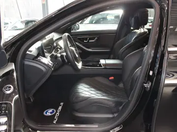 MERCEDES-BENZ S 400d L 4MATIC AMG Line Pano HUD Standh.