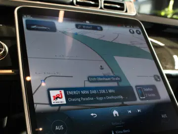 MERCEDES-BENZ S 400d L 4MATIC AMG Line Pano HUD Standh.