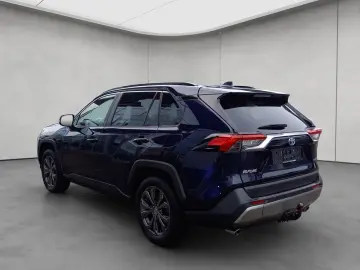 TOYOTA RAV 4 2.5 4x2 Hybrid Team Deutschland