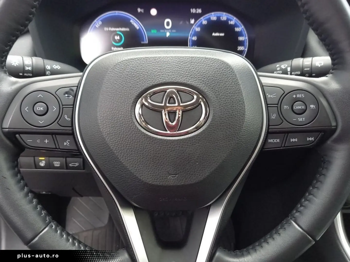 TOYOTA RAV 4 2.5 4x2 Hybrid Team Deutschland