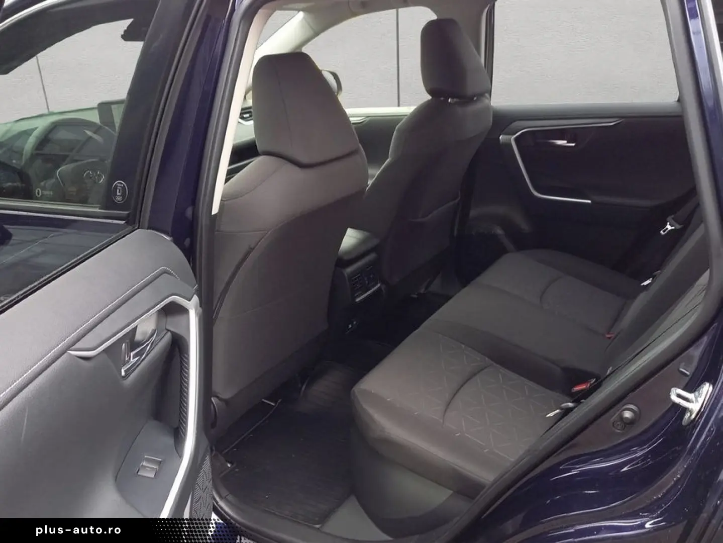 TOYOTA RAV 4 2.5 4x2 Hybrid Team Deutschland