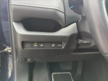 TOYOTA RAV4 Team D 2 5L Hybrid Automatik Bluetooth Navi