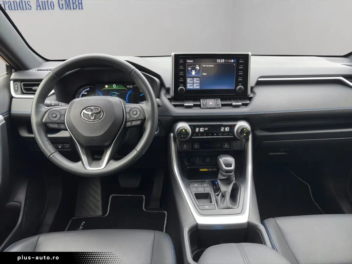 TOYOTA RAV 4 RAV4 Hybrid Style FWD LED KAMERA LEDER