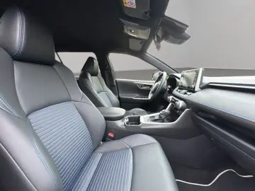 TOYOTA RAV 4 RAV4 Hybrid Style FWD LED KAMERA LEDER