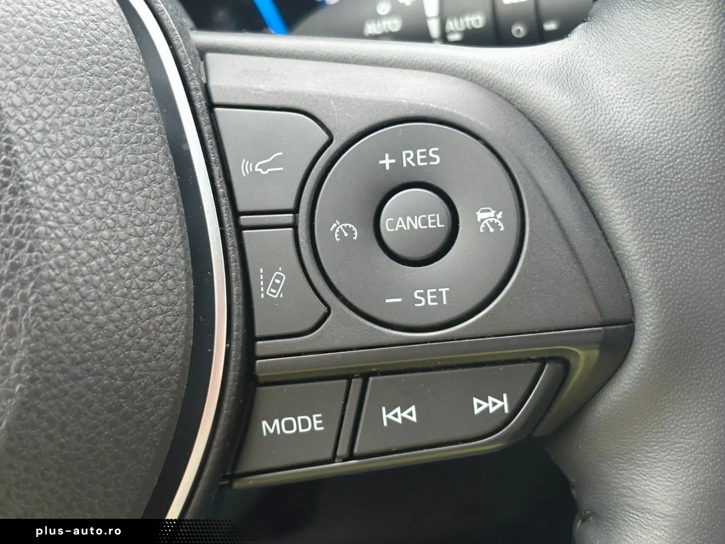 TOYOTA RAV 4 RAV4 Hybrid Style FWD LED KAMERA LEDER