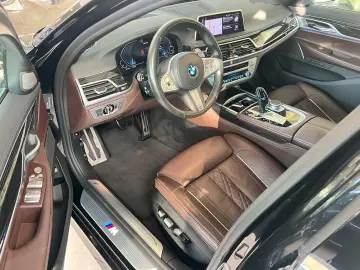 BMW 745e M Sport LASER FOND-ENTER HUD HARMAN MASSAGE