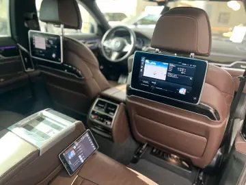 BMW 745e M Sport LASER FOND-ENTER HUD HARMAN MASSAGE