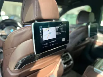 BMW 745e M Sport LASER FOND-ENTER HUD HARMAN MASSAGE