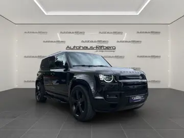 LAND ROVER Defender 110 X-Dynamic HSE PanD AHK 22Zoll Black