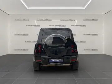 LAND ROVER Defender 110 X-Dynamic HSE PanD AHK 22Zoll Black
