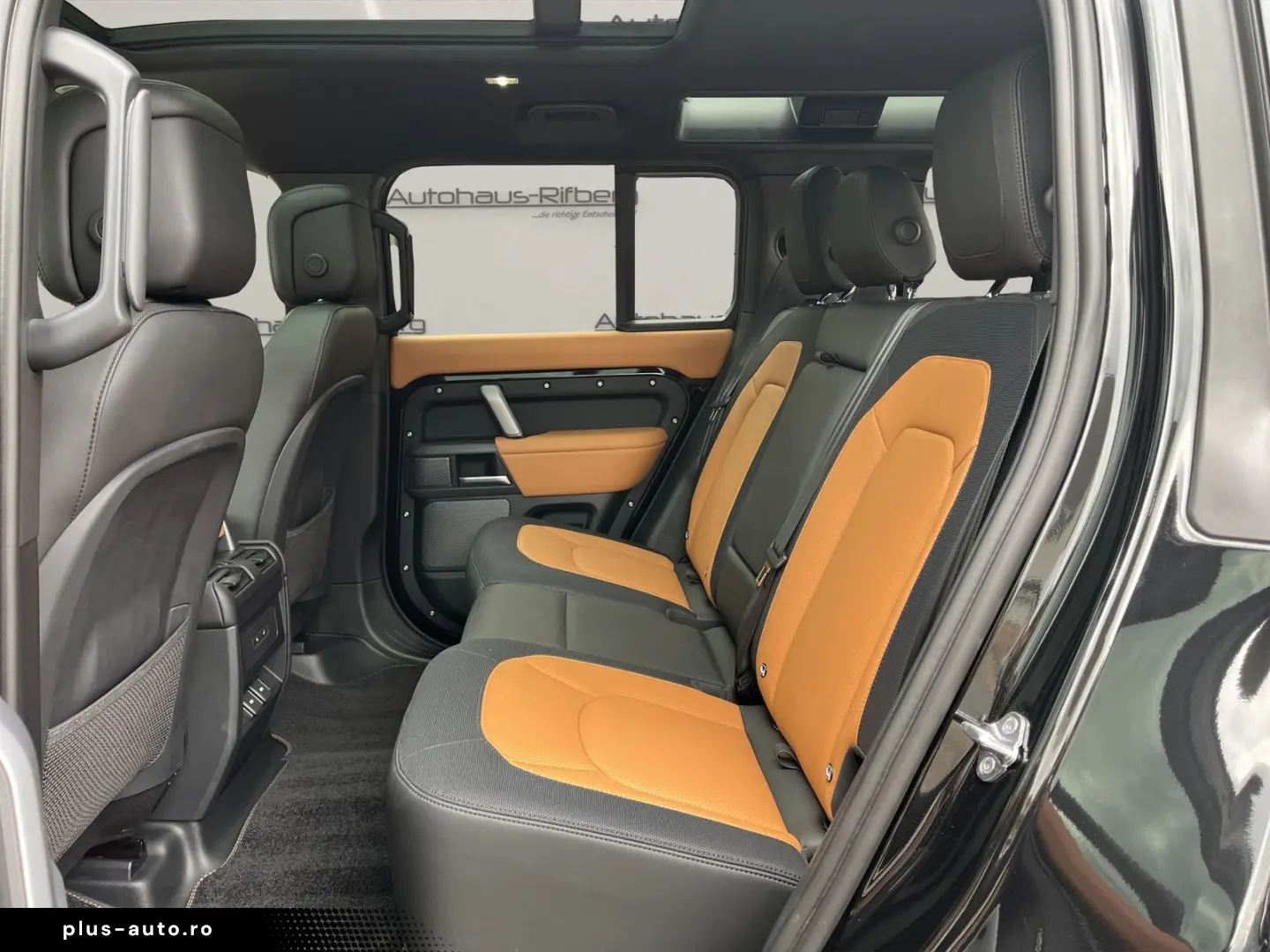 LAND ROVER Defender 110 X-Dynamic HSE PanD AHK 22Zoll Black