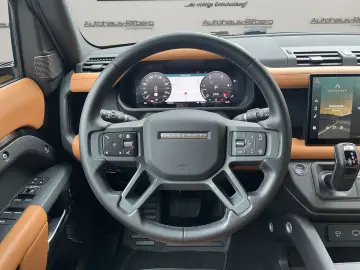 LAND ROVER Defender 110 X-Dynamic HSE PanD AHK 22Zoll Black