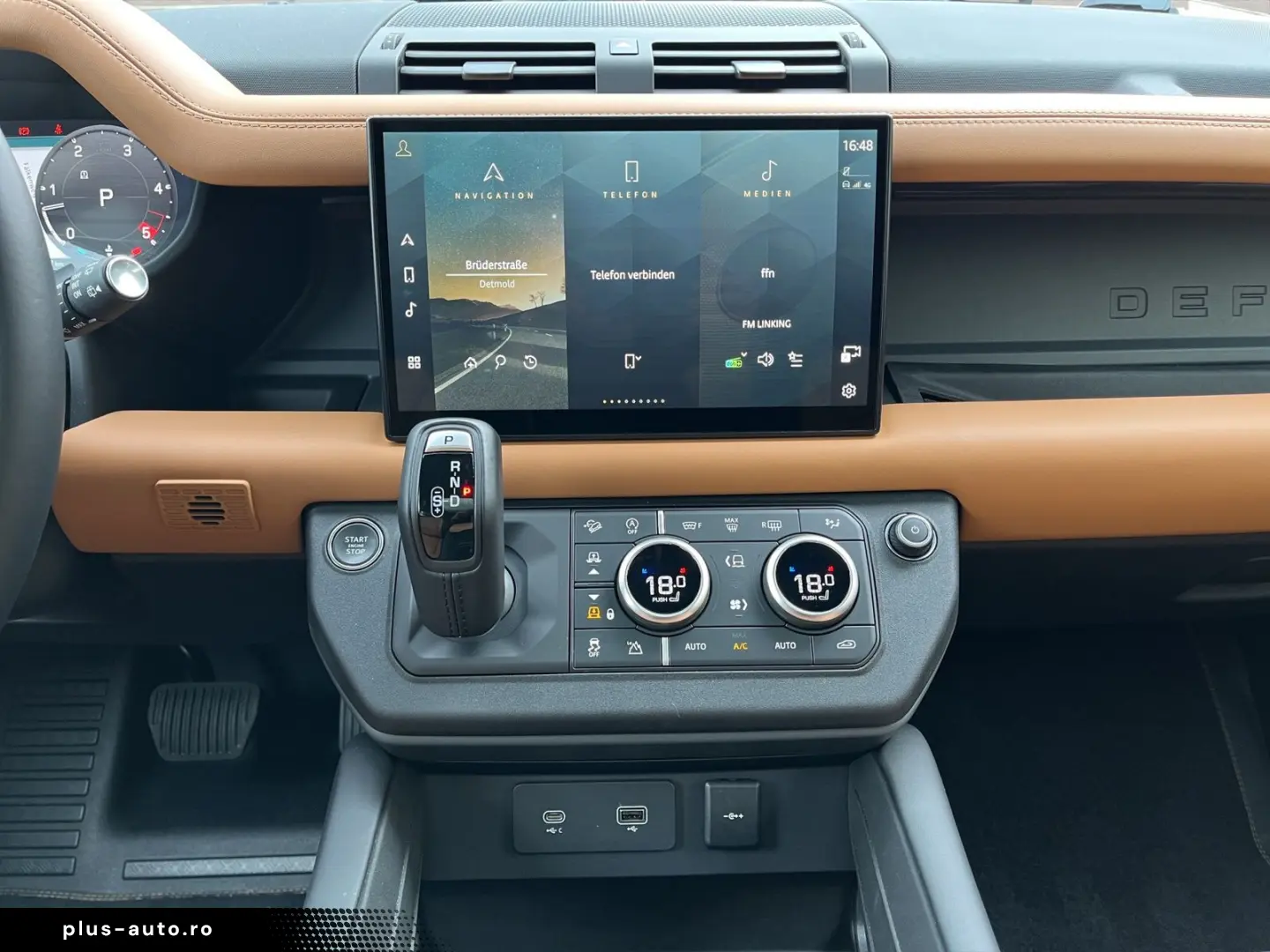 LAND ROVER Defender 110 X-Dynamic HSE PanD AHK 22Zoll Black