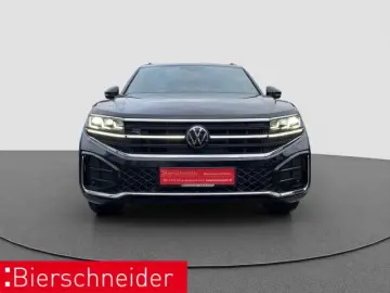 VW Touareg 3.0 TDI R-Line AHK PANO LUFT 20