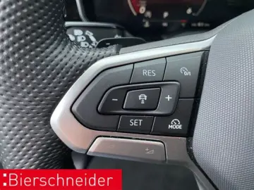 VW Touareg 3.0 TDI R-Line AHK PANO LUFT 20