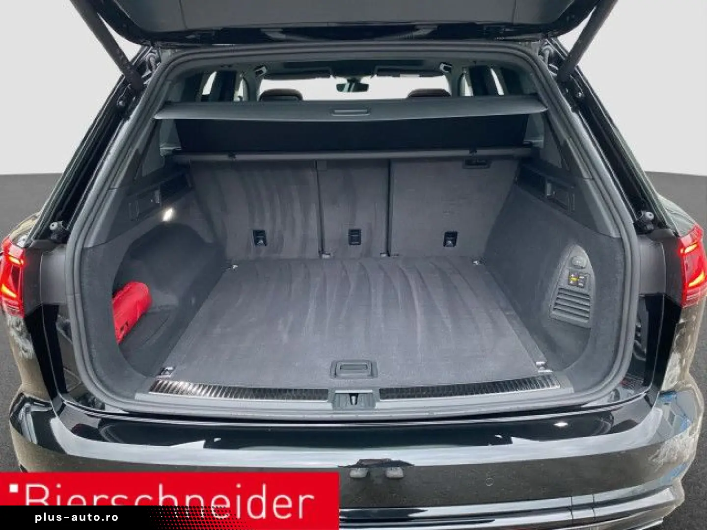 VW Touareg 3.0 TDI R-Line AHK PANO LUFT 20