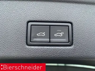 VW Touareg 3.0 TDI R-Line AHK PANO LUFT 20