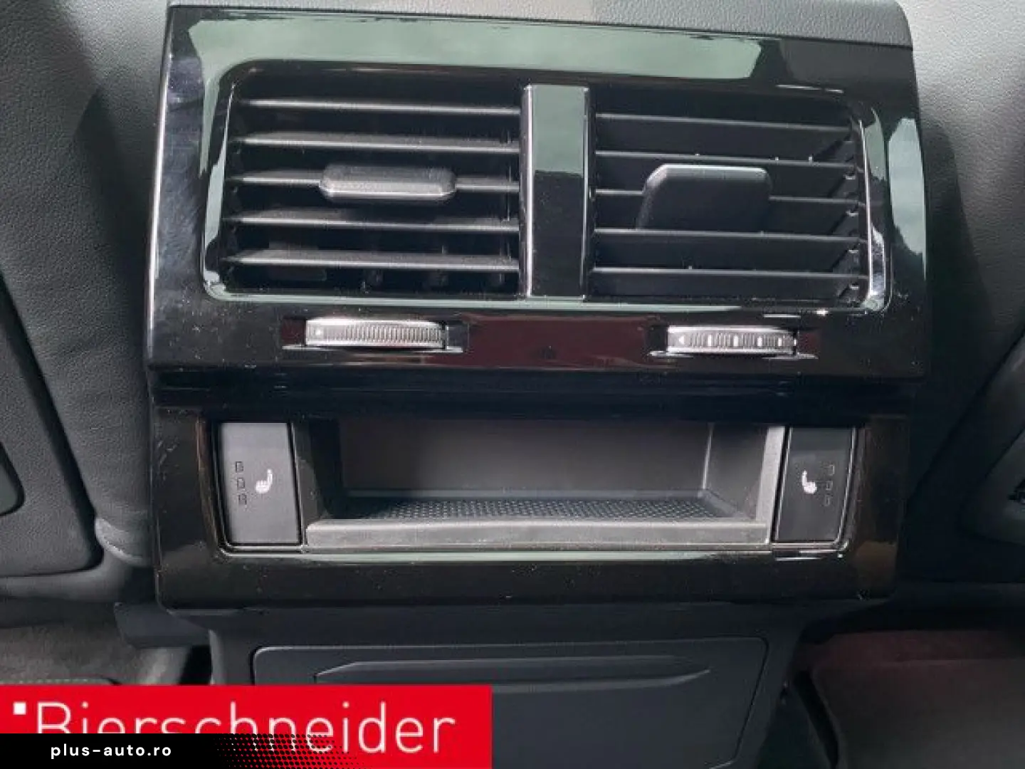 VW Touareg 3.0 TDI R-Line AHK PANO LUFT 20