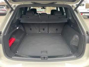 VW Touareg R-Line 3.0TDI 4Motion  AHK LUFT STDHZ