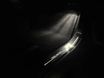 LAND ROVER Range Rover P530  FIRST EDITION FOND TV