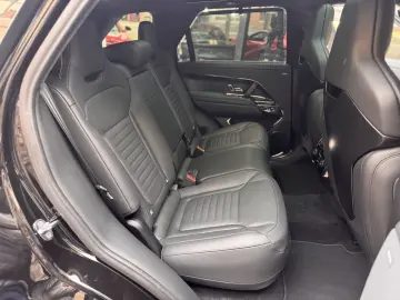 LAND ROVER Range Rover Sport SV Edition One Obsidian Black