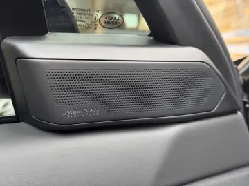 LAND ROVER Range Rover Sport SV Edition One Obsidian Black