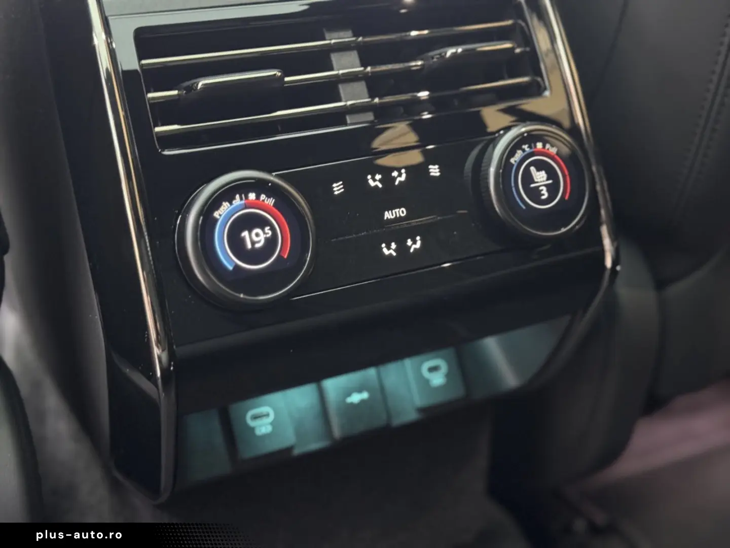 LAND ROVER Range Rover Sport SV Edition One Obsidian Black