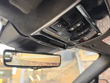 LAND ROVER Range Rover Sport SV Edition One Obsidian Black