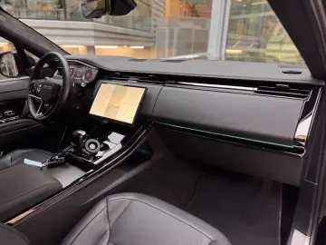 LAND ROVER Range Rover Sport SV Edition One Obsidian Black