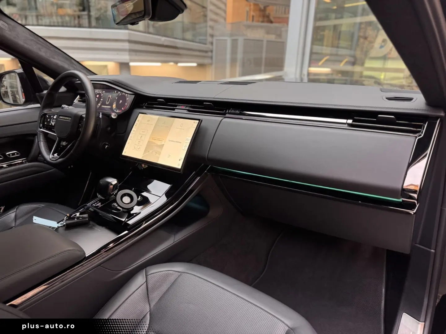 LAND ROVER Range Rover Sport SV Edition One Obsidian Black