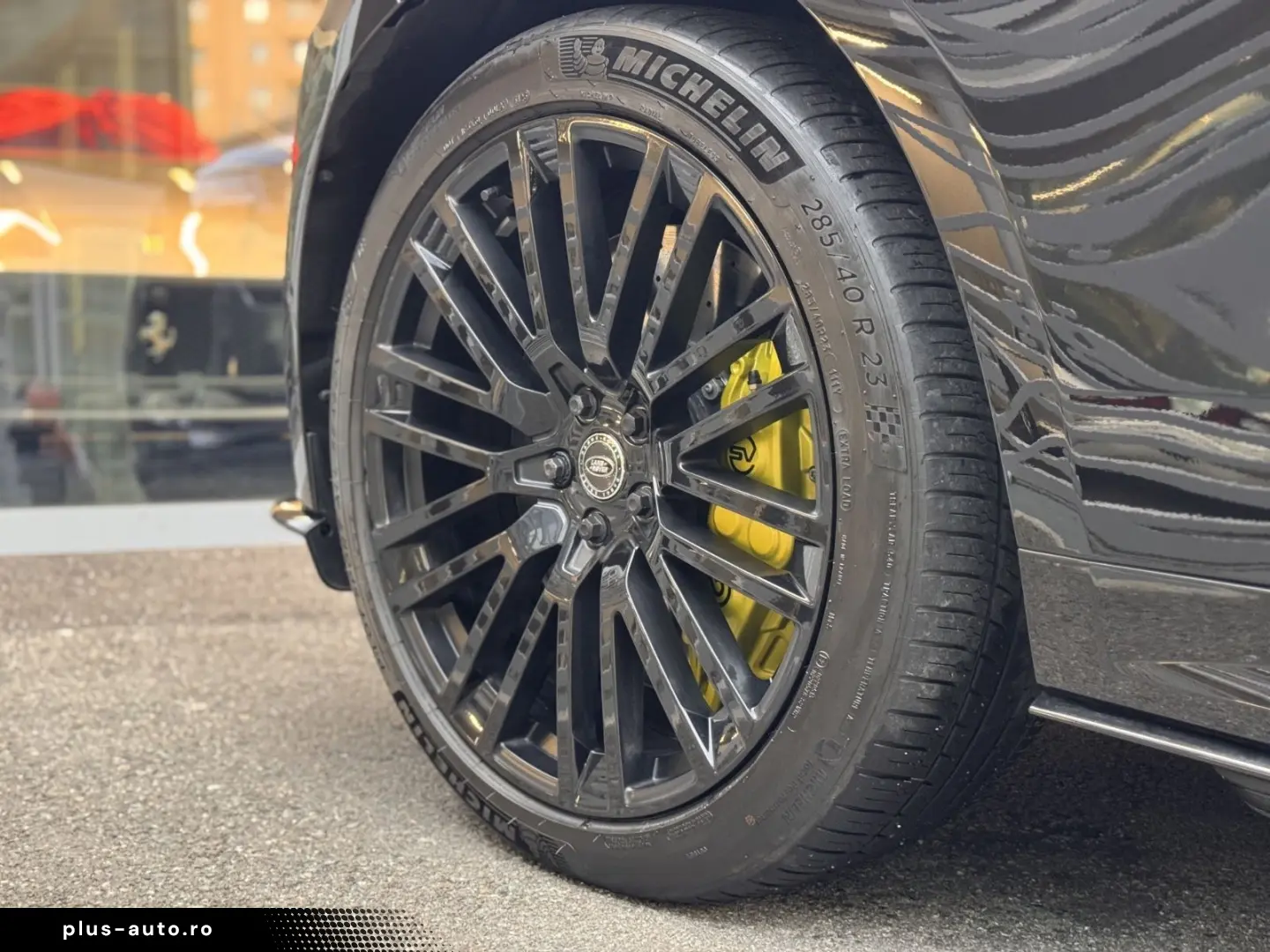 LAND ROVER Range Rover Sport SV Edition One Obsidian Black