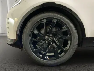 LAND ROVER Discovery D350 Dynamic SE   SD   Winter-Paket