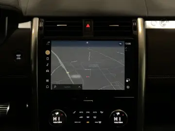 LAND ROVER Discovery D350 Dynamic SE   SD   Winter-Paket