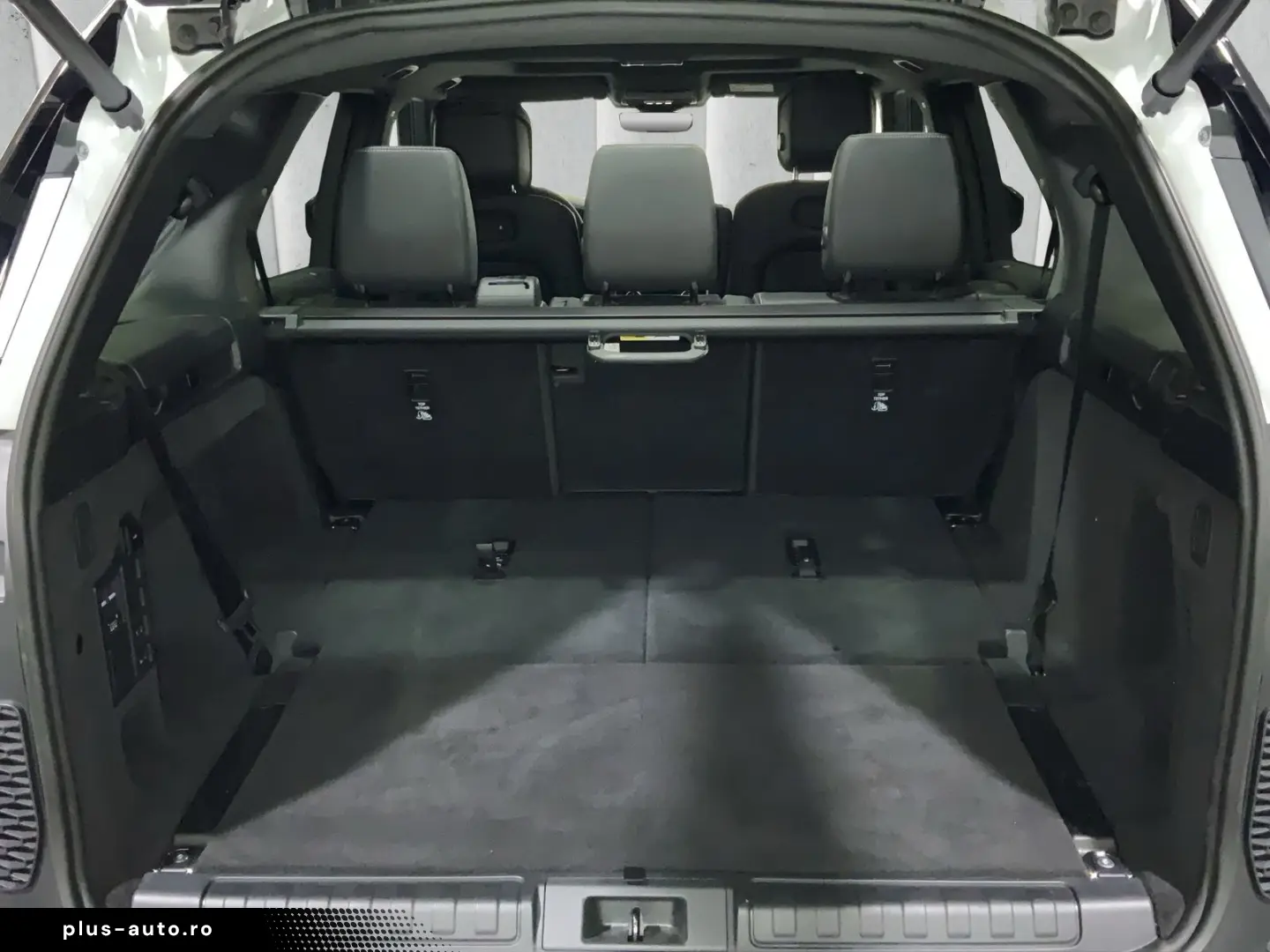 LAND ROVER Discovery D350 Dynamic SE   SD   Winter-Paket