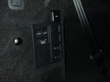 LAND ROVER Discovery D350 Dynamic SE   SD   Winter-Paket