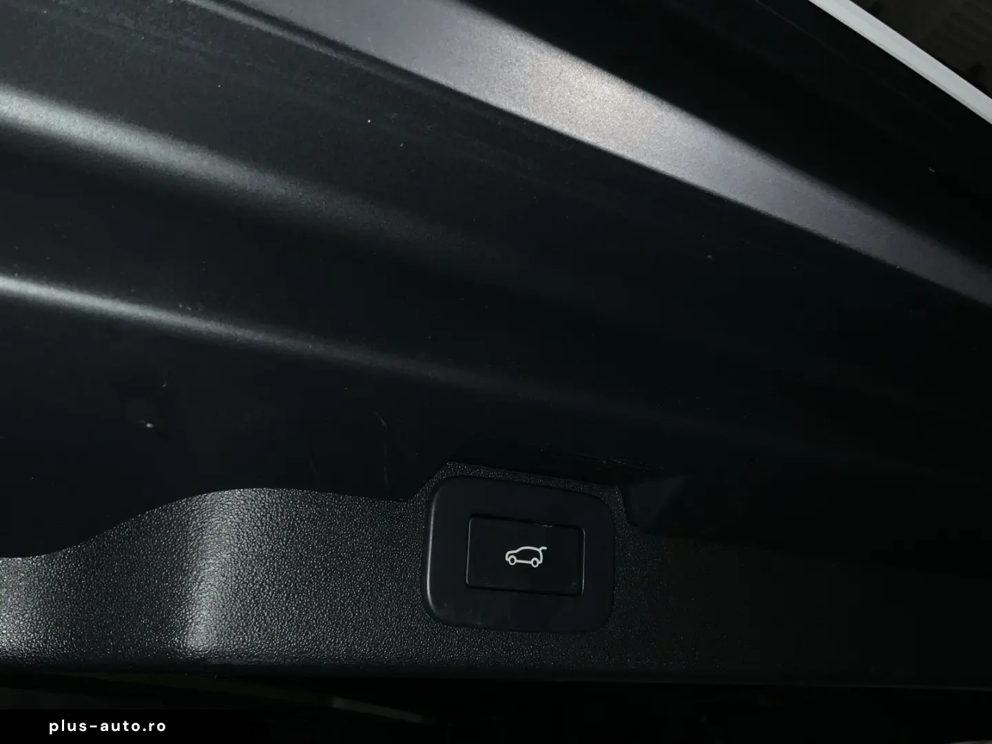 LAND ROVER Discovery D350 Dynamic SE   SD   Winter-Paket