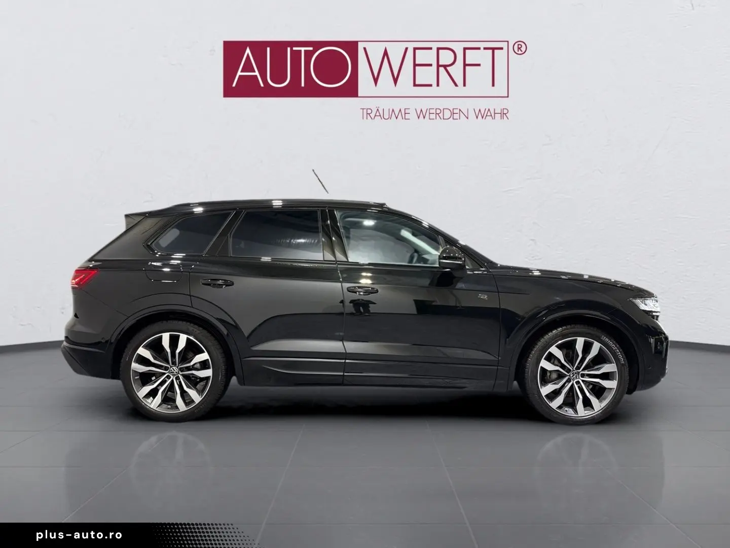VW Touareg 3.0 TDI 4M R LINE BLACK MATRIX PANO AHK