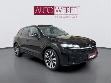 VW Touareg 3.0 TDI 4M R LINE BLACK MATRIX PANO AHK