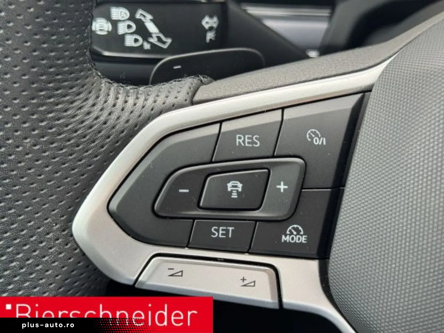 VW Touareg 3.0 TDI R-Line AHK PANO STAND IQ