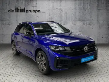 VW Touareg R 3.0 V6 TSI eHybrid 4Motion AHK Matrix
