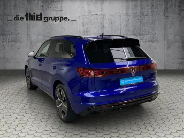 VW Touareg R 3.0 V6 TSI eHybrid 4Motion AHK Matrix