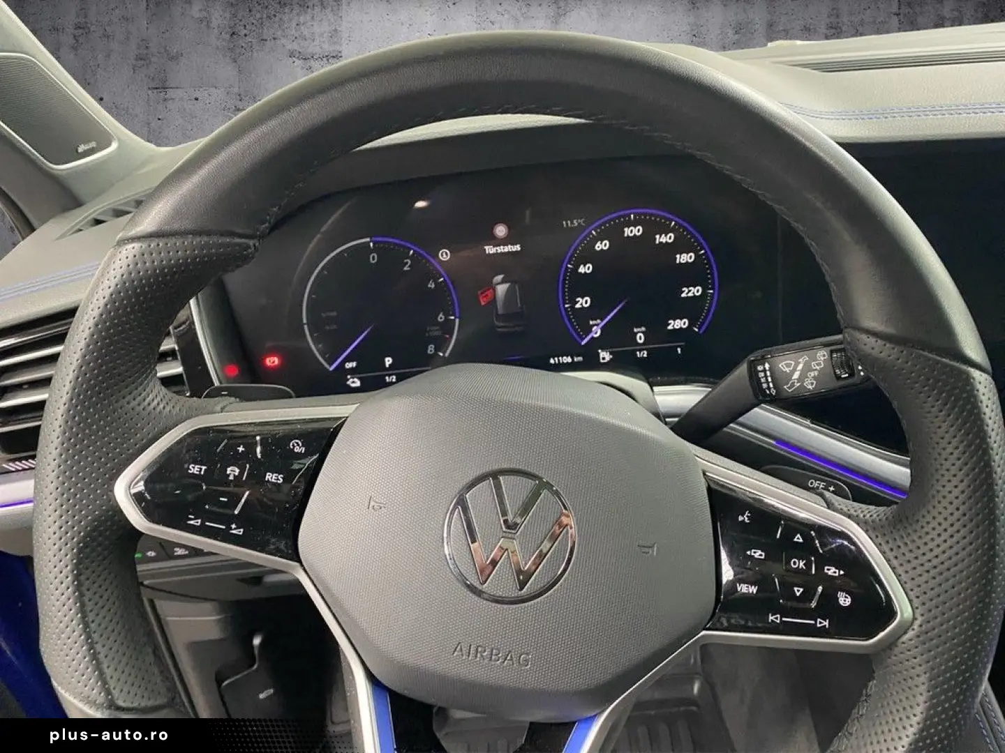 VW Touareg R 3.0 V6 TSI eHybrid 4Motion AHK Matrix