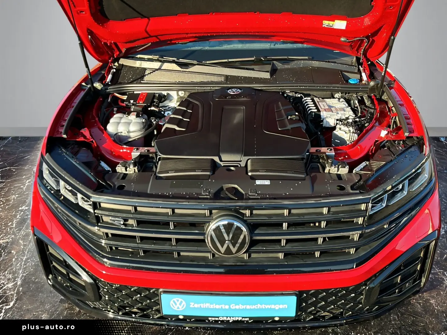 VW Touareg R-Line 3.0TDI  AHK HUD PANO OPTIK MASSAG