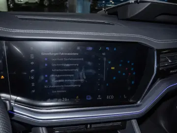 VW Touareg 3.0 V6 TDI R-Line 4M Black Pano Standhzg