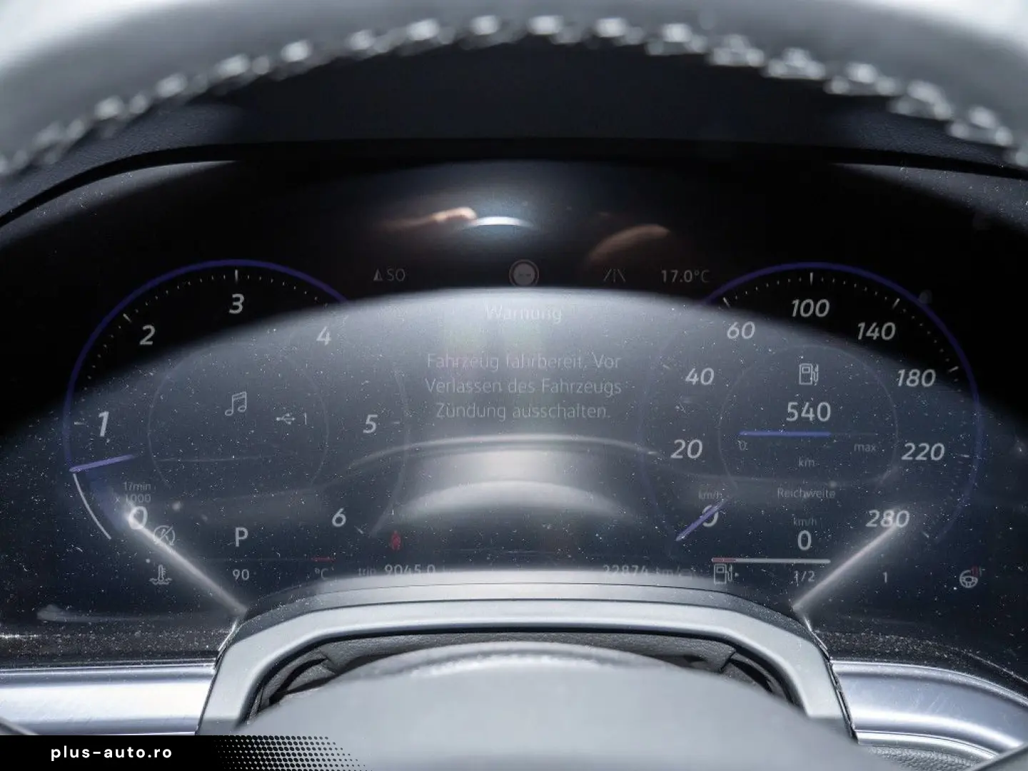 VW Touareg 3.0 V6 TDI R-Line 4M Black Pano Standhzg