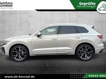 VW Touareg 3.0 TDI 210 kW 4Motion R-Line PANO 22''